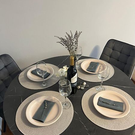 Apartman Loft 72 สลาวอนสกีบรอด ภายนอก รูปภาพ